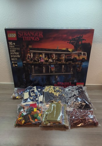 Lego 75810 stranger things - stranger,