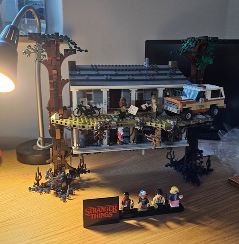 Lego stranger things - lego,